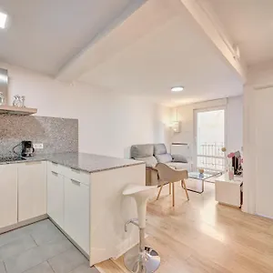 Zure Etxea By Clabao Pamplona